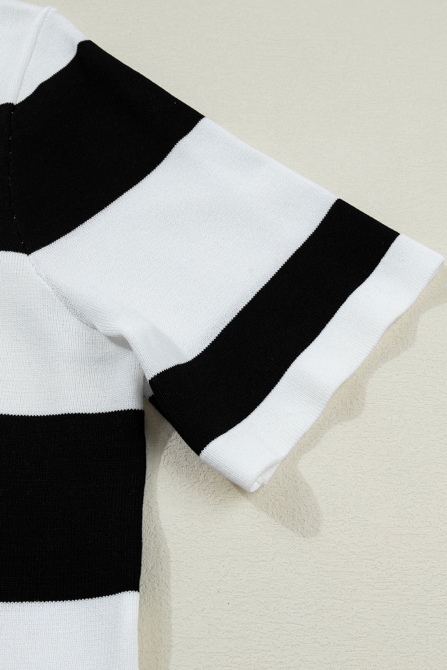 Black Stripe Colorblock Striped Knitted T shirt