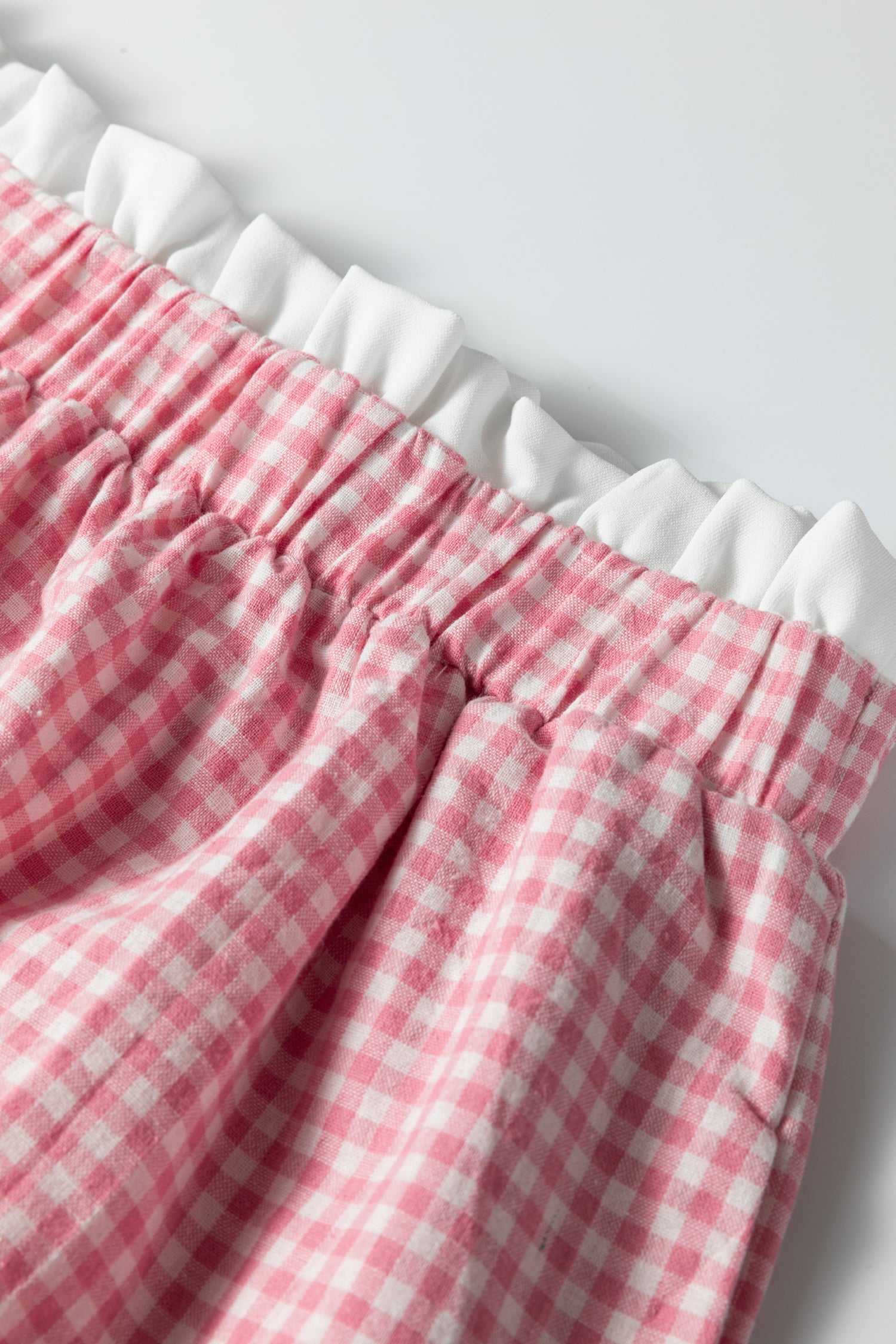 Pink Contrast Trim Plaid Print Plus Size Shorts