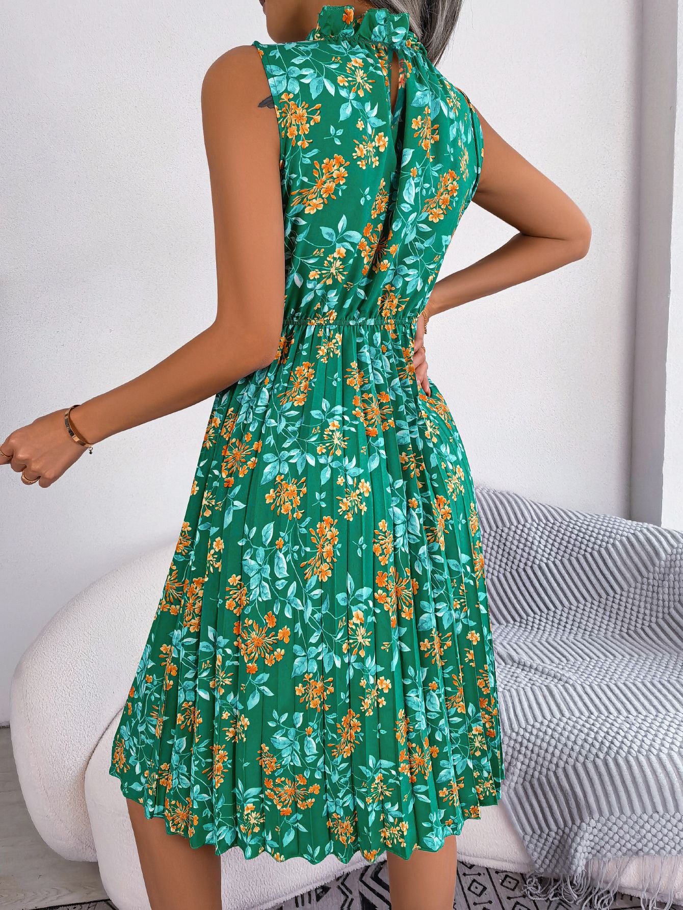 Women Elegant Ruffle Trim Floral Print Tie Waist Pleated Dress