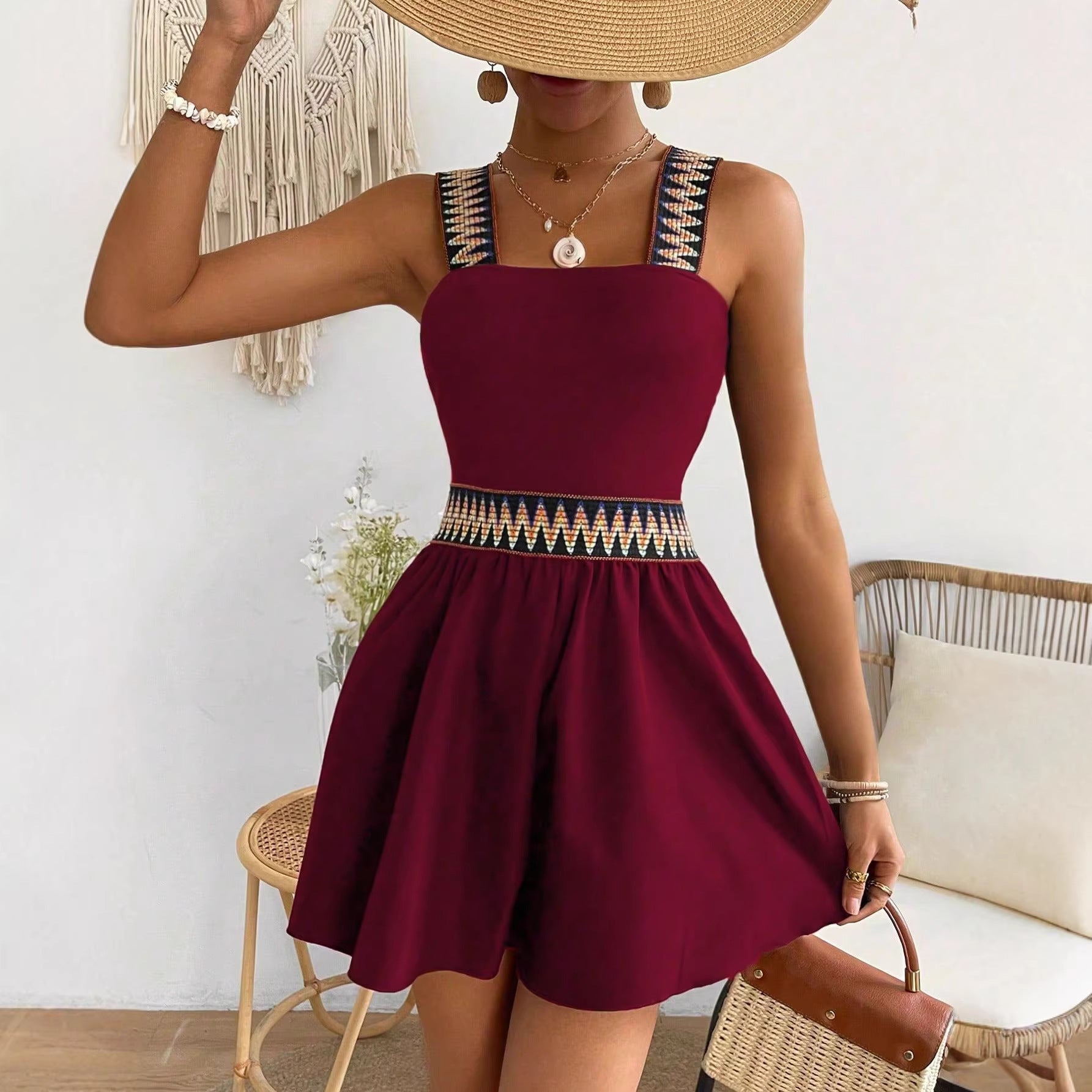 Casual Resort-style Wide-leg Jumpsuit With A Cinched Waist