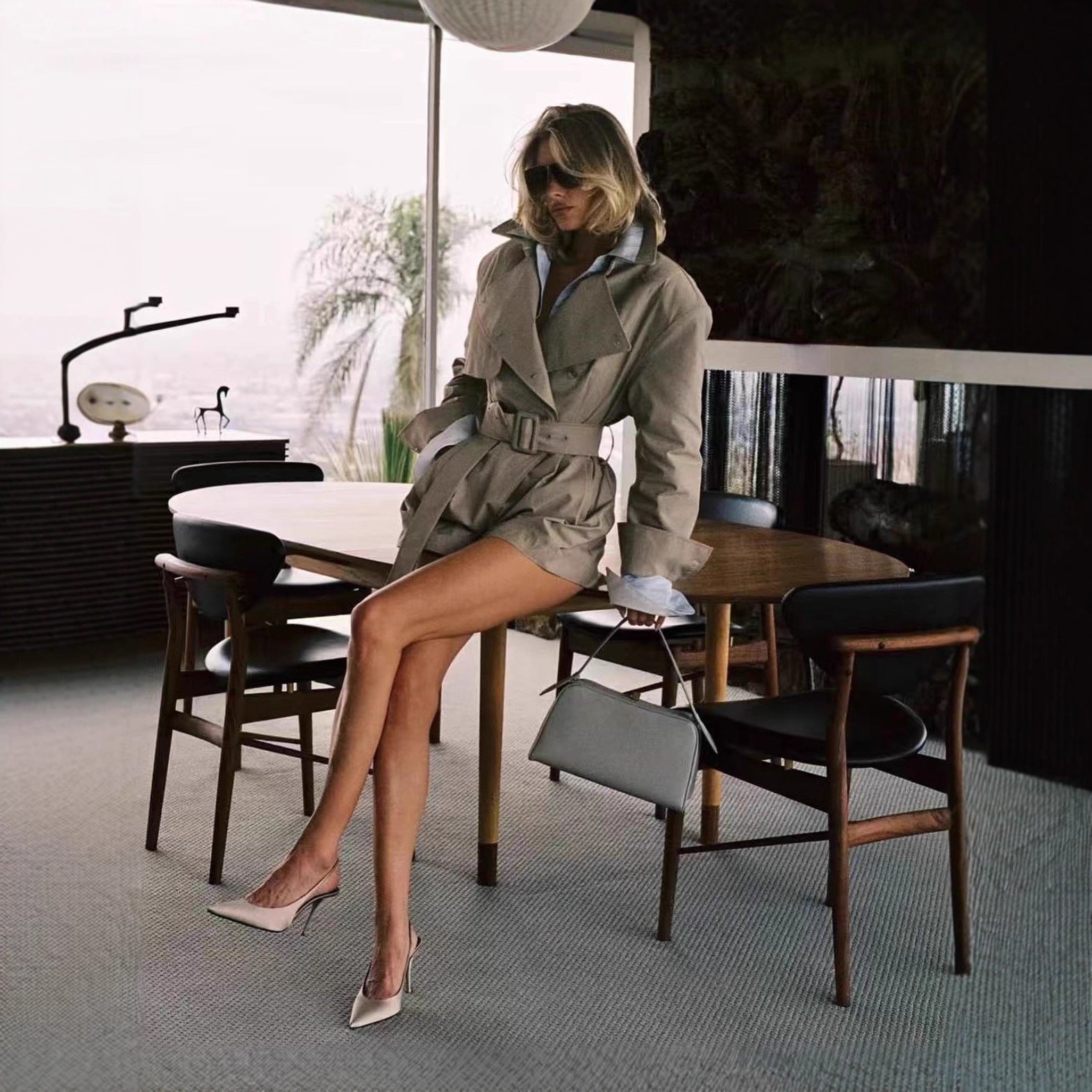 Fashionable British Classic Trench Coat Style Light Khaki Tight Waist One-piece Shorts