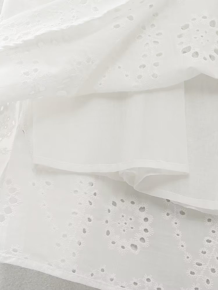 Women's White Dignified Hollow Embroidered Skirt