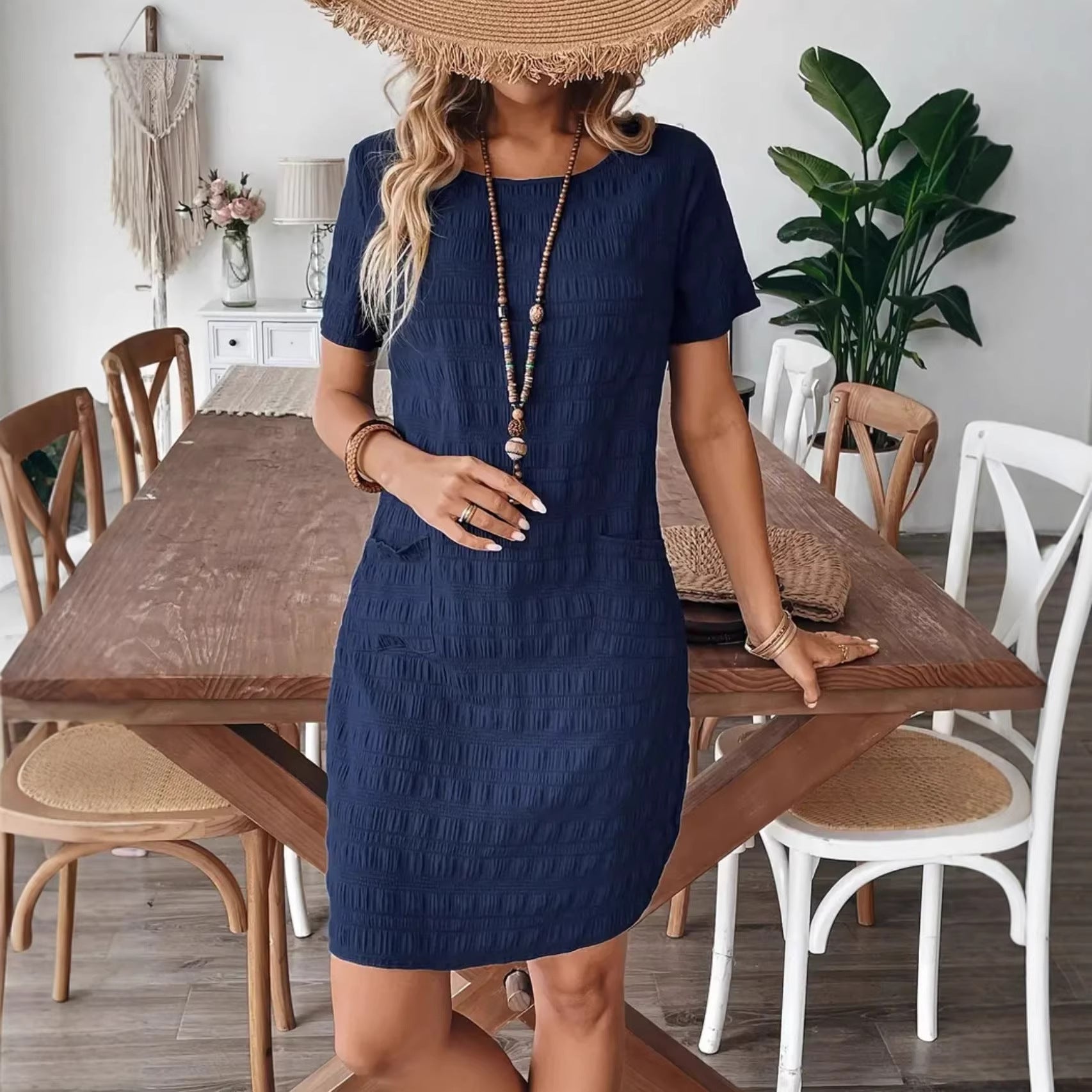 Fashionable Minimalist And Slim Fit Womens Dress