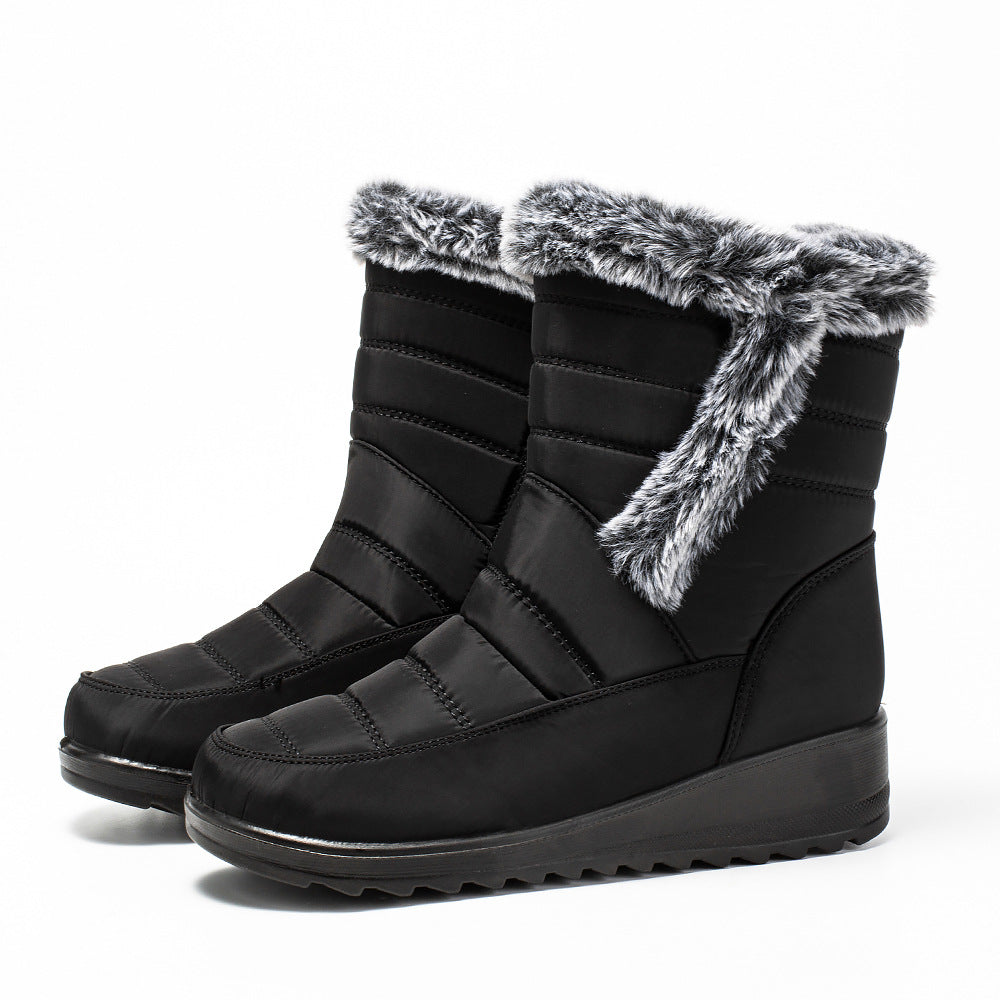 High Top Womens Snow Boots With A Faux Rabbit Fur Collar Side Chain Detailing And Waterproof Design For Maximum Warmth