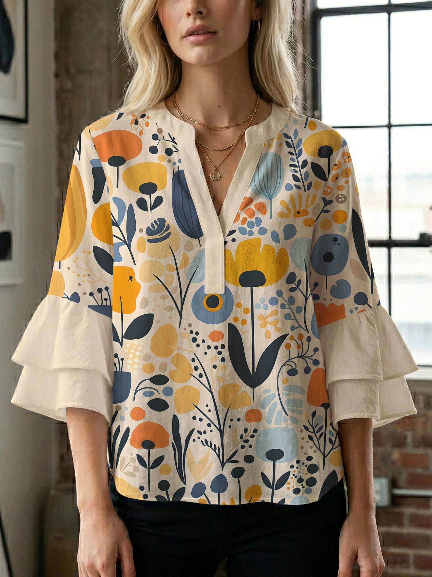 Women's Digital Print Puff Sleeve Top