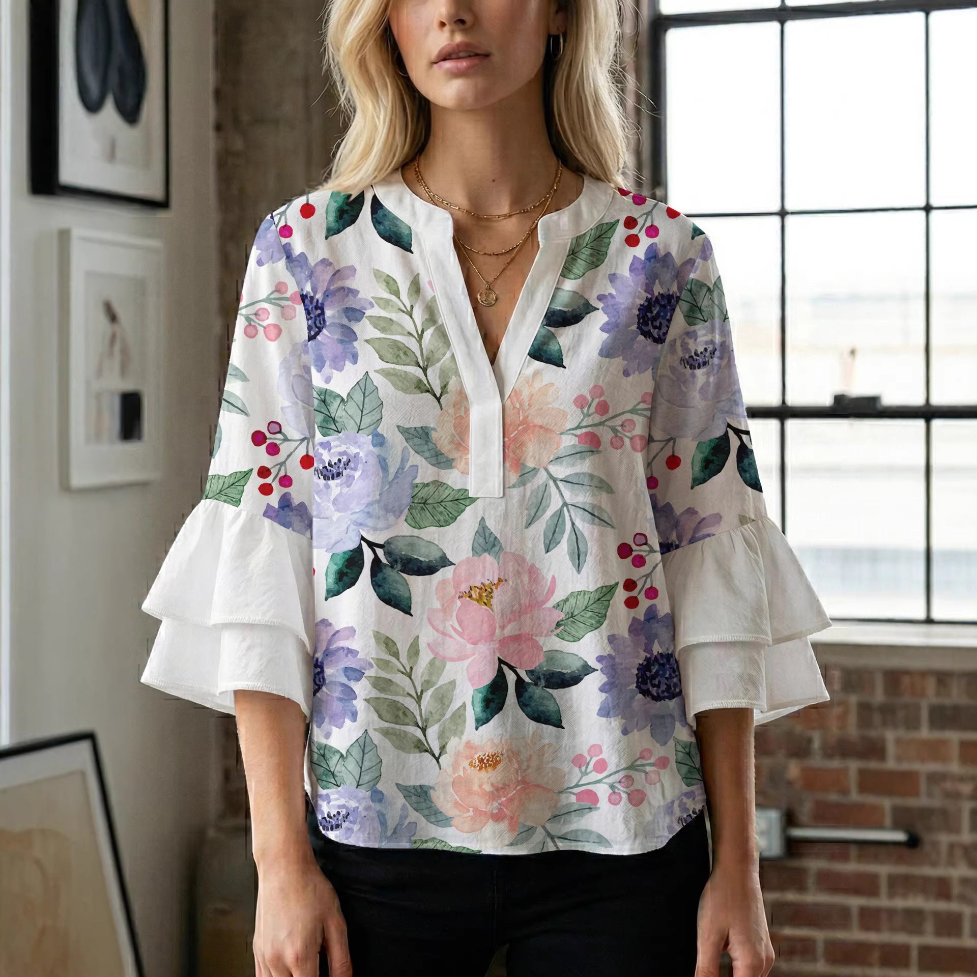 Women's Digital Print Puff Sleeve Top