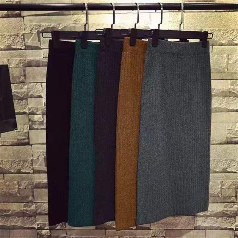 Womens Fashion High-Waisted Knitted Skirt With A Slit