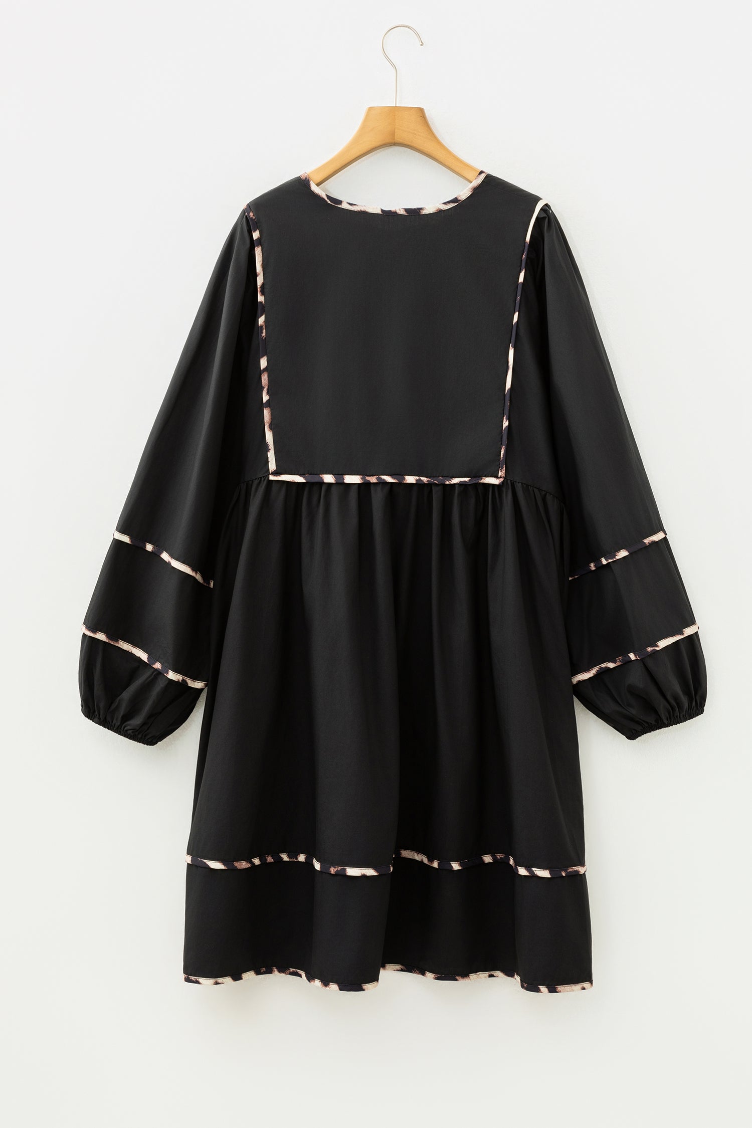 Black Plus Size Long Sleeve Leopard Contrasted Trim Tie Neck Flared Mini Dress