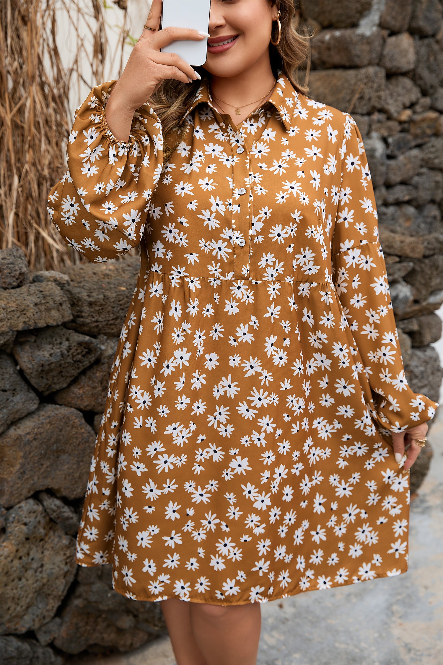 Khaki Plus Size Daisy Floral Print Button Split Neck Puff Sleeve Dress