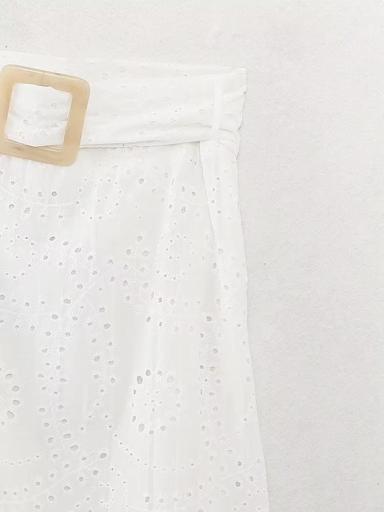 Women's White Dignified Hollow Embroidered Skirt