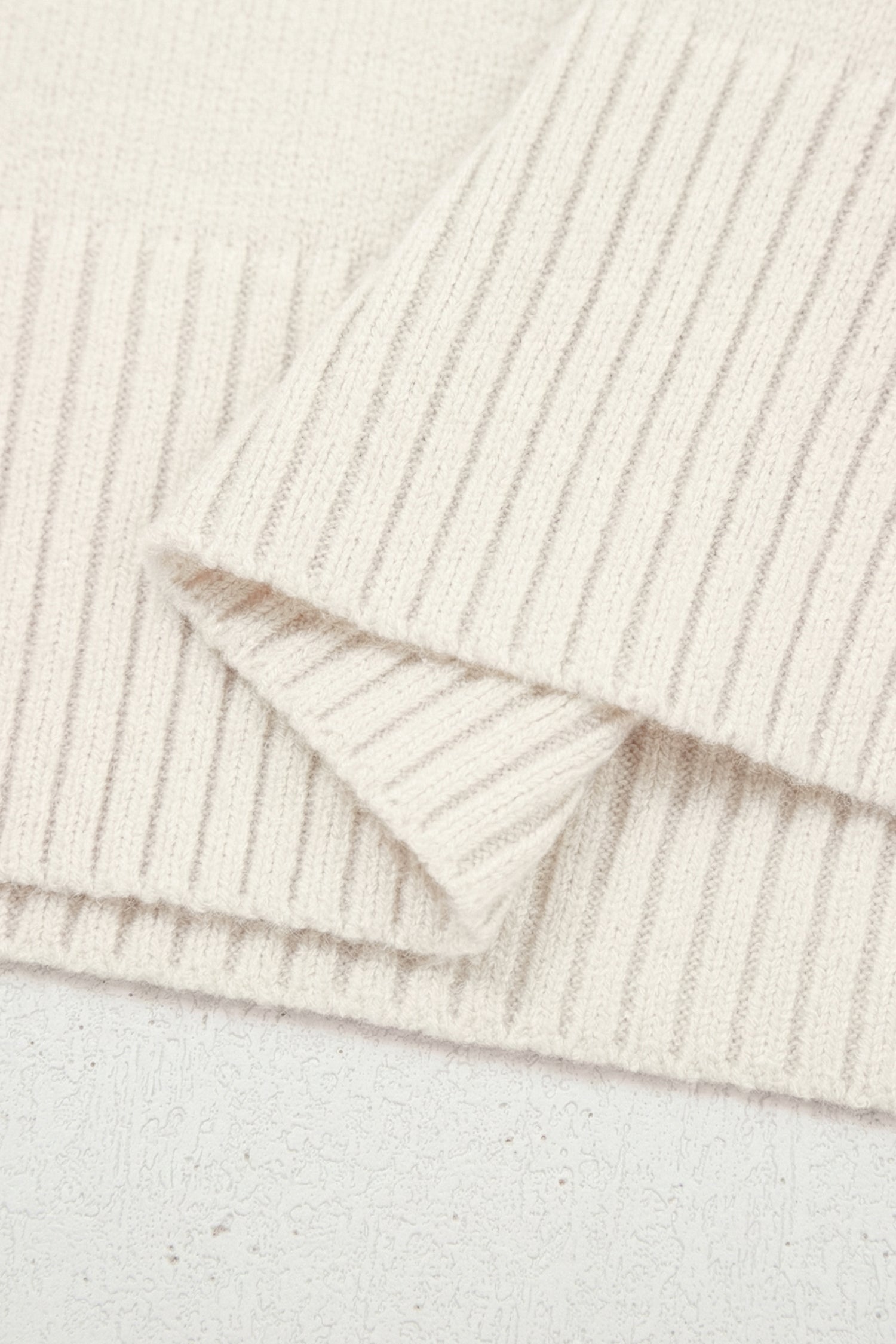 White Valentine Heart Graphic Cropped Short Sleeve Sweater