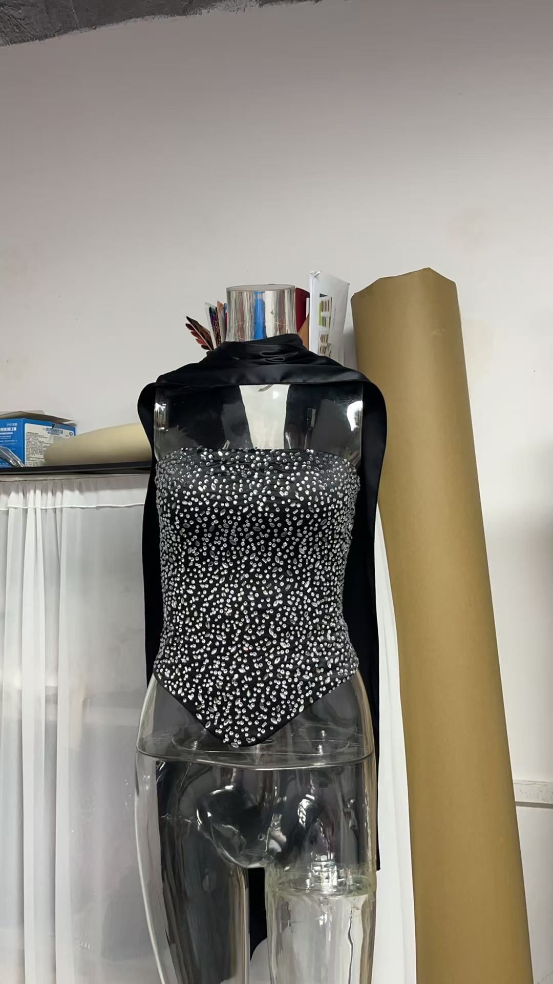 Hot Drill Temperament Spicy Girl Strappy Sexy Bustier Tight Top Long Satin Skirt