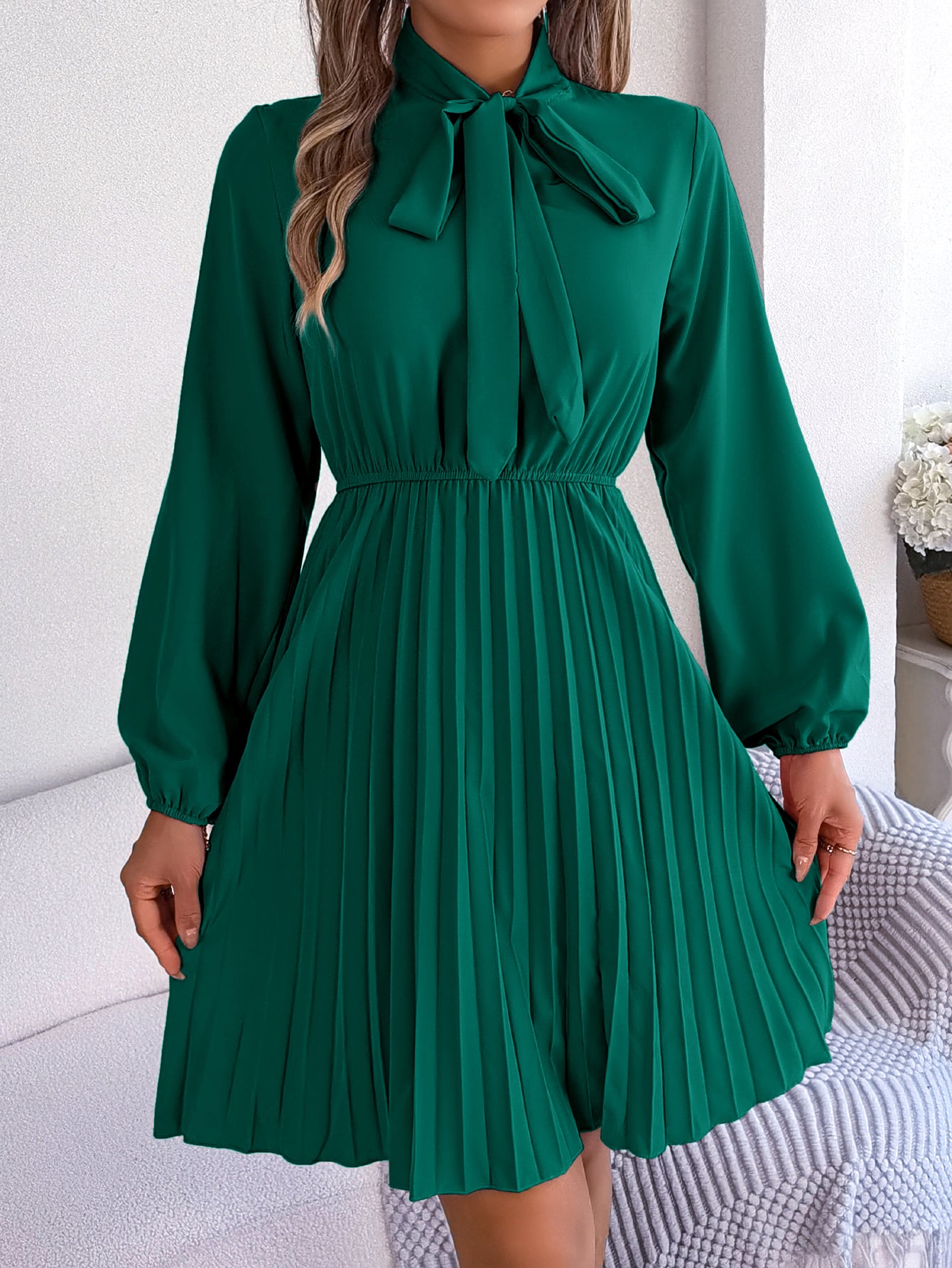 Women's Elegant Tie Waist Long Sleeve Pleated Skirt