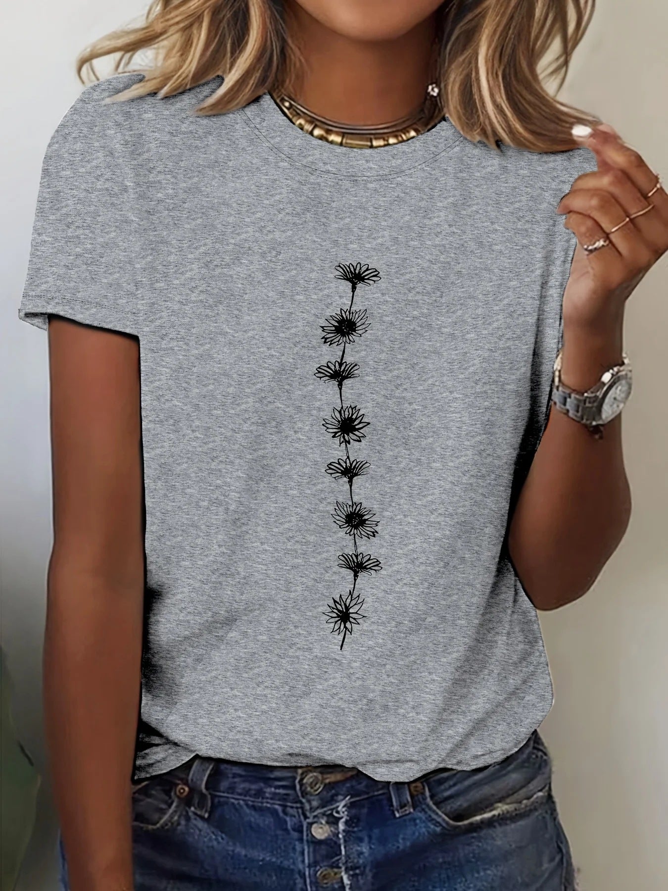 Women's Casual Sunflower-print T-shirt