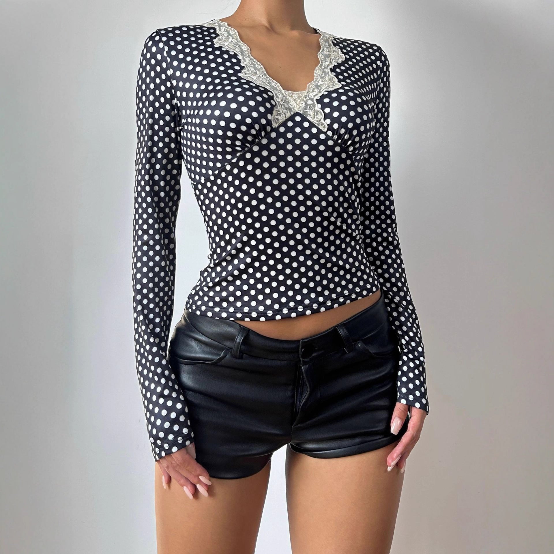 Cute V-neck Casual Bottoming Top For Women