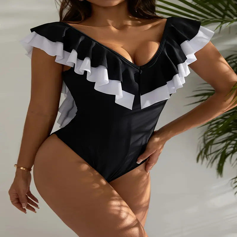 One-piece Black And White Ruffled Hem Tummy-flattering Slimming Swimsuit