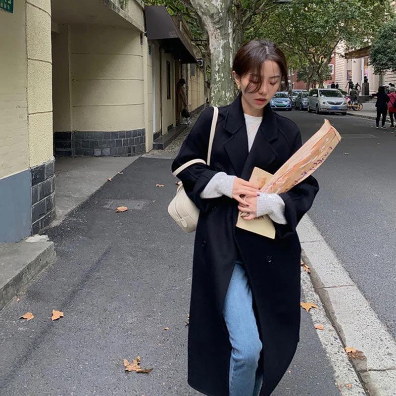 Gentle Scarf Collar Woolen Coat For Women