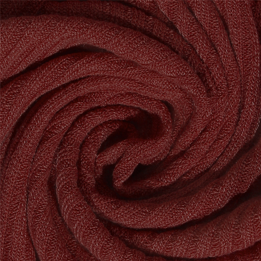 Off-the-shoulder Slim-fitting Dresses Are Hot