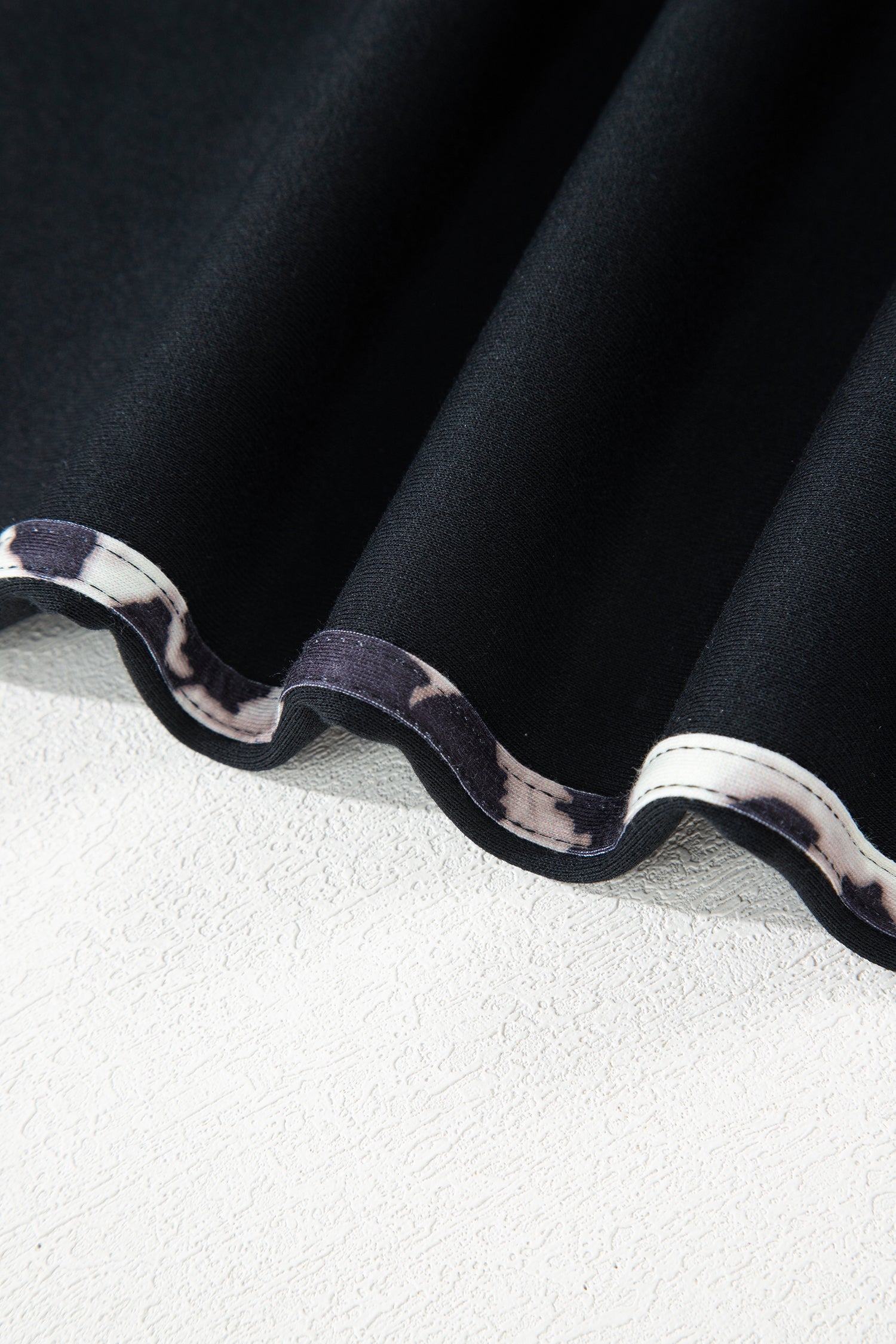 Black Contrast Leopard Trim Casual Sweatshirt Pant Set