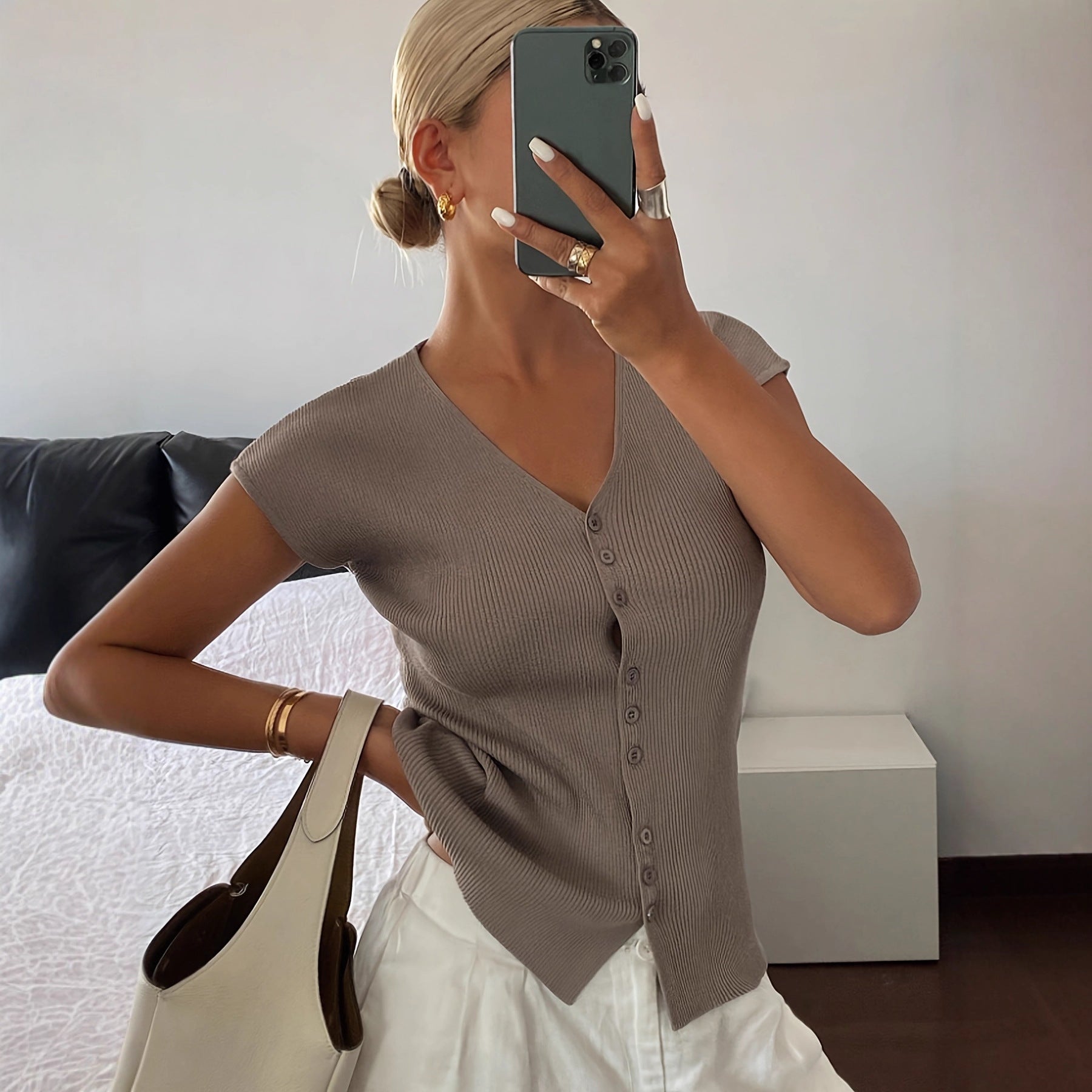 Women's Solid Color Casual Knit Fitted Shoulder V-neck Short Sleeve