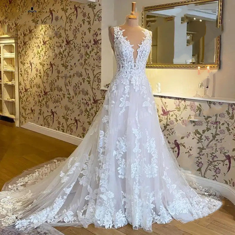 Women's Temperament Fashion Lace Applique Wedding Dress