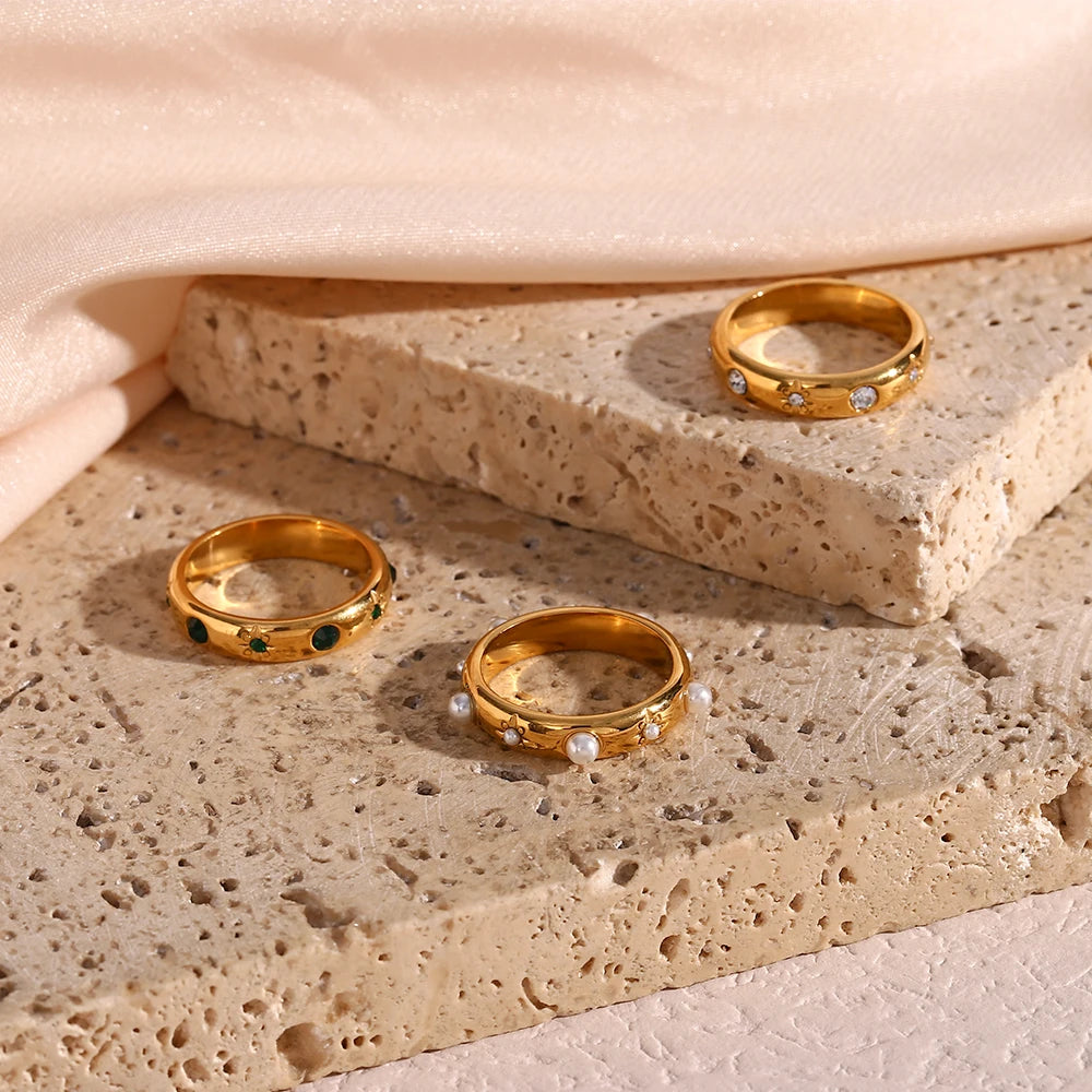 Anelli di perle di zirconi verdi placcati in oro 18 carati per le donne Gioielli in acciaio inossidabile con anello in oro delicato ipoallergenico impermeabile