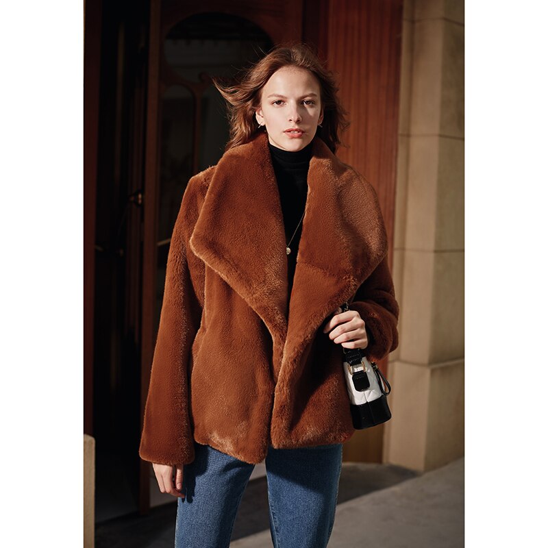 Caramel Fashionable Large Lapel Fur Coat Women's Autumn And Winter Thickened Short Coat