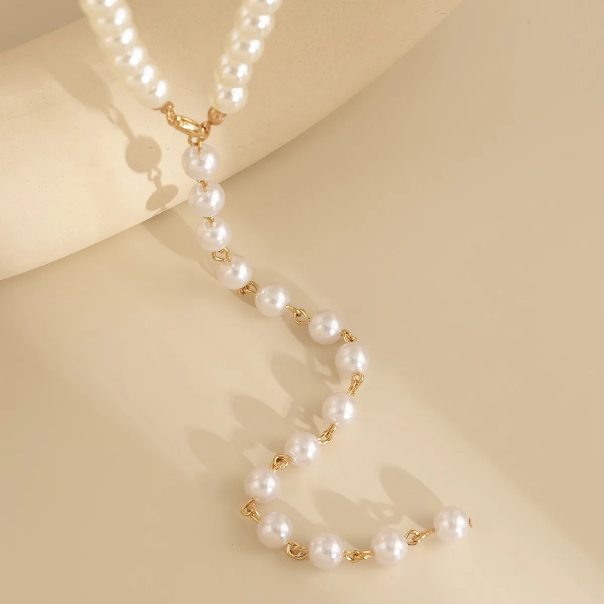 Europe And The United States Jewelry Retro Beaded Chain Beaded Collar Simple Imitation Pearl Fringe Long Niche Necklace