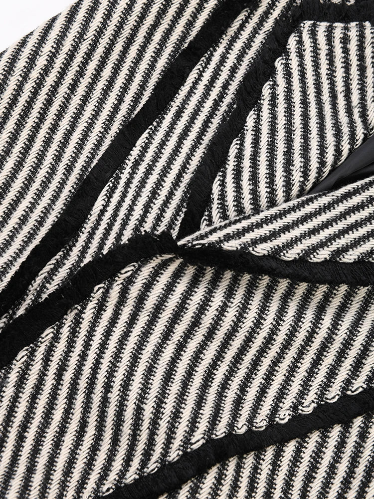 Cintura larga nera da donna alla moda con fibbia quadrata Cinture in pelle PU non porosa per donna Cappotto decorativo Abito semplice corsetto in vita