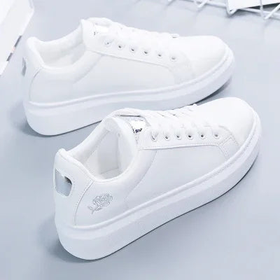 Women Casual Shoes New Spring Fashion Embroidered White Breathable Flower Lace-Up Sneakers White Tenis Feminino Flat Zapatillas