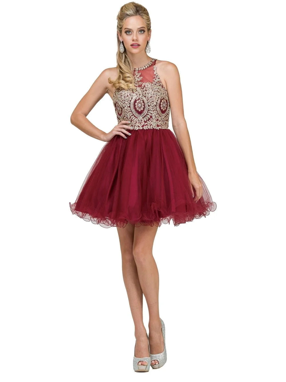 Embroidered Lace Top Dress with Halter Neckline and Layered Tulle Skirt Homecoming Dress