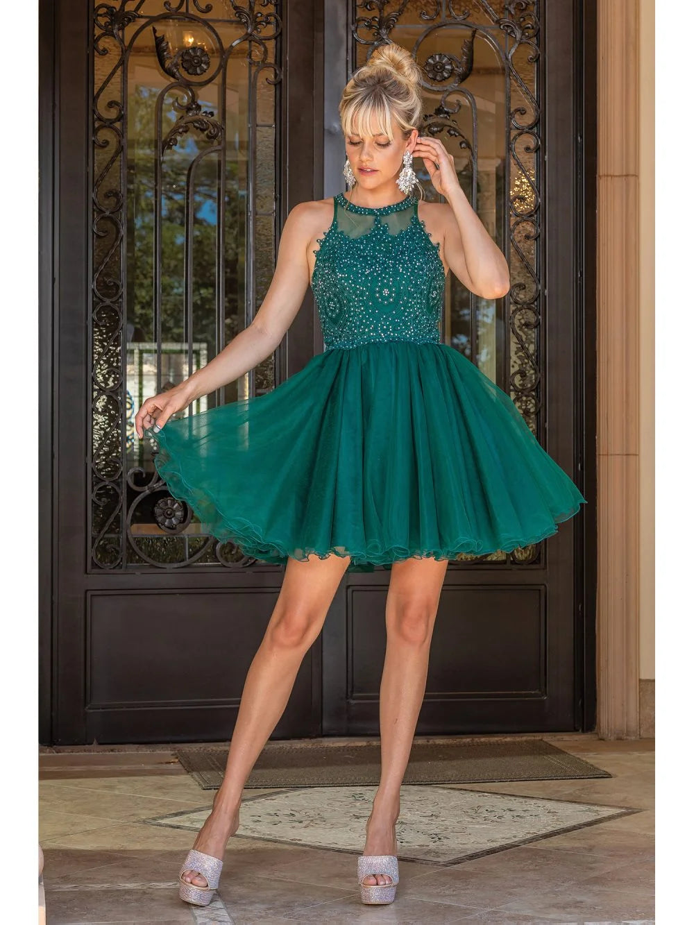 Embroidered Lace Top Dress with Halter Neckline and Layered Tulle Skirt Homecoming Dress