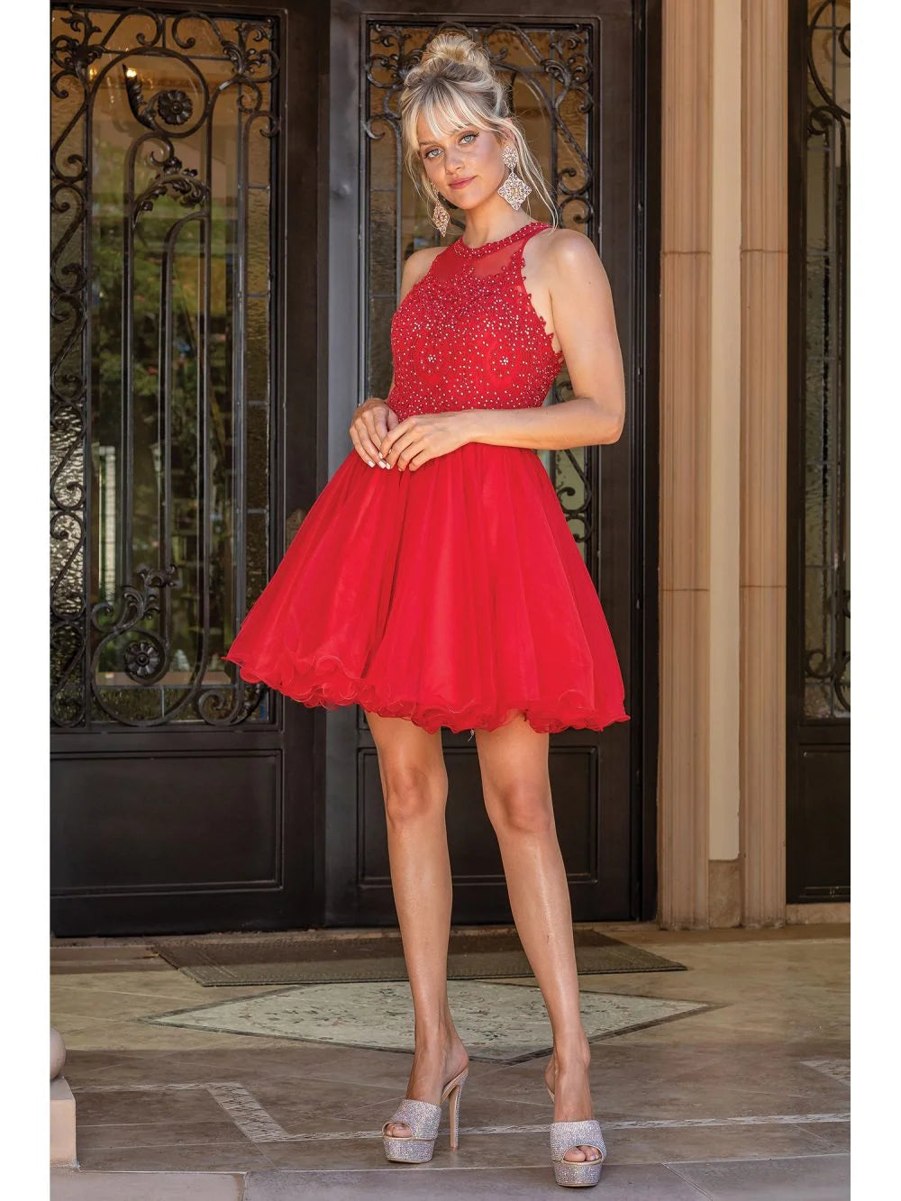 Embroidered Lace Top Dress with Halter Neckline and Layered Tulle Skirt Homecoming Dress