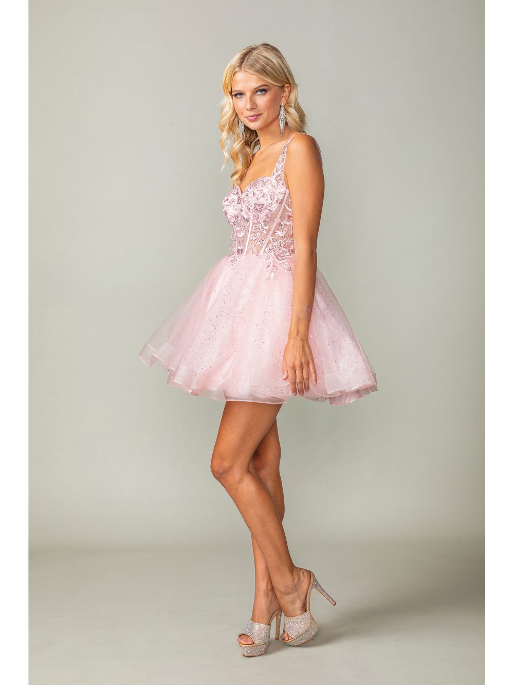 Sparkling A-line Cocktail Dress with Beaded Lace Bodice and Tulle Skirt Homecoming Dress