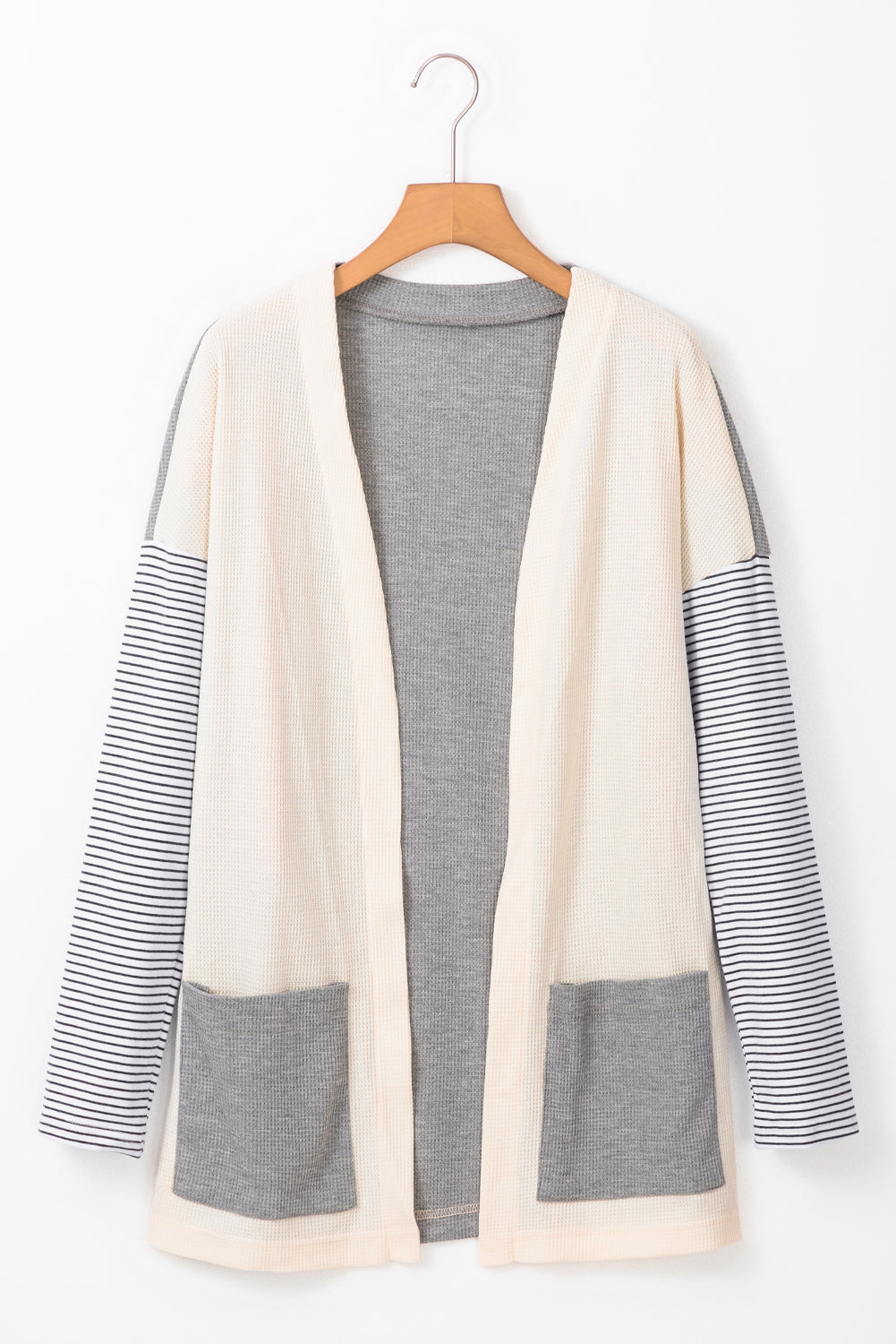 Cardigan frontale aperto con tasca patchwork a righe nere