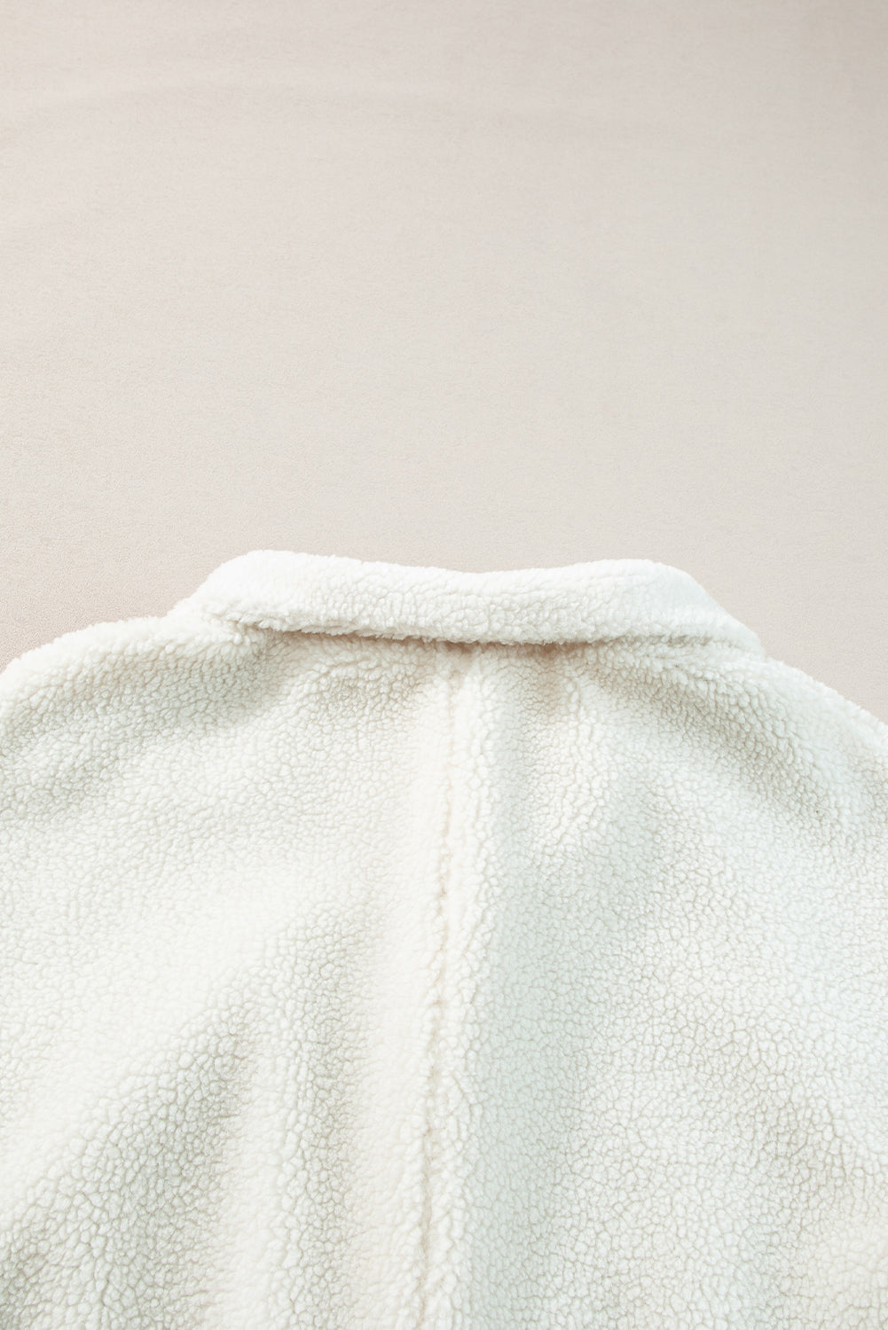 Cappotto gilet con colletto alla coreana con maniche in sherpa nero