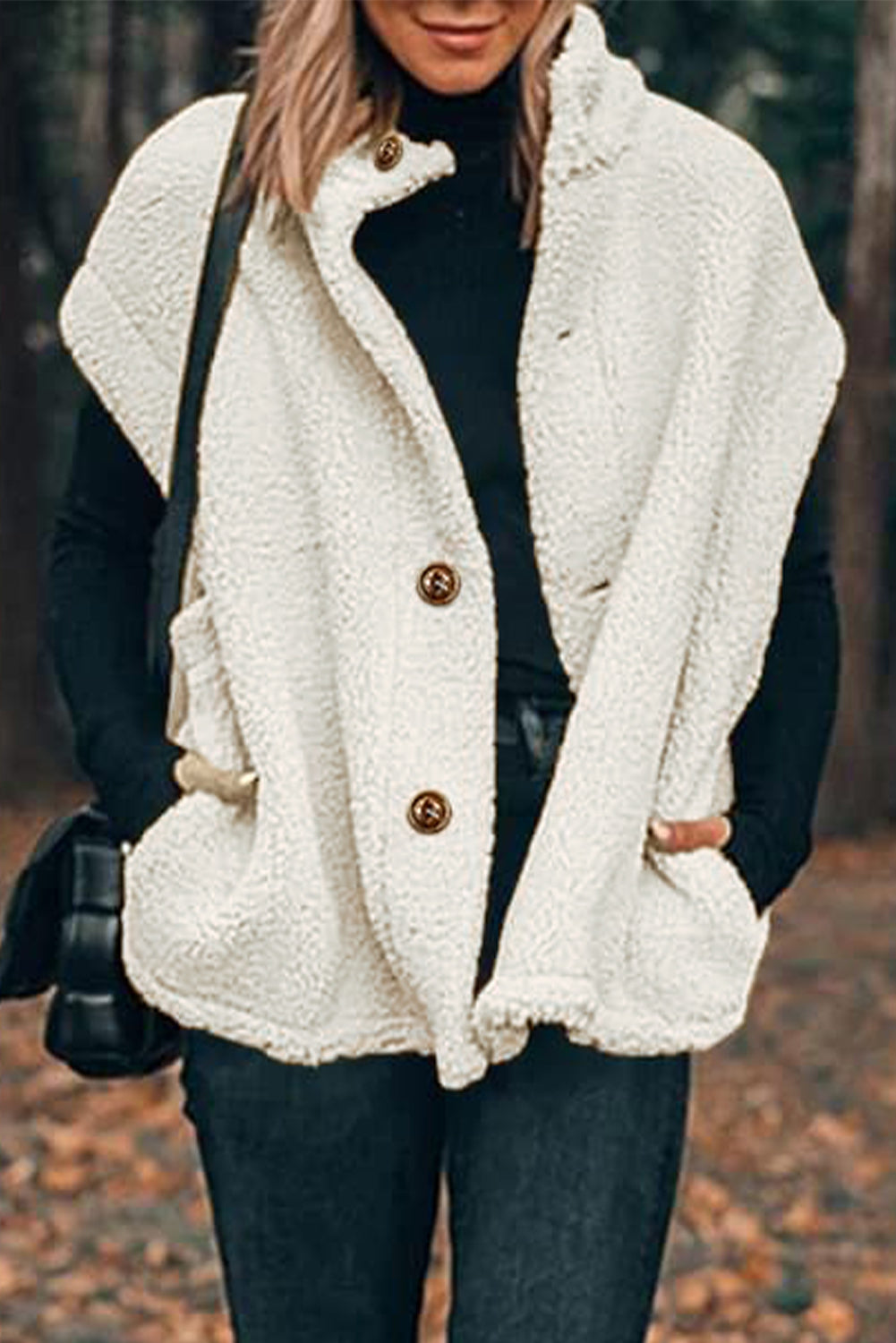 Cappotto gilet con colletto alla coreana con maniche in sherpa nero