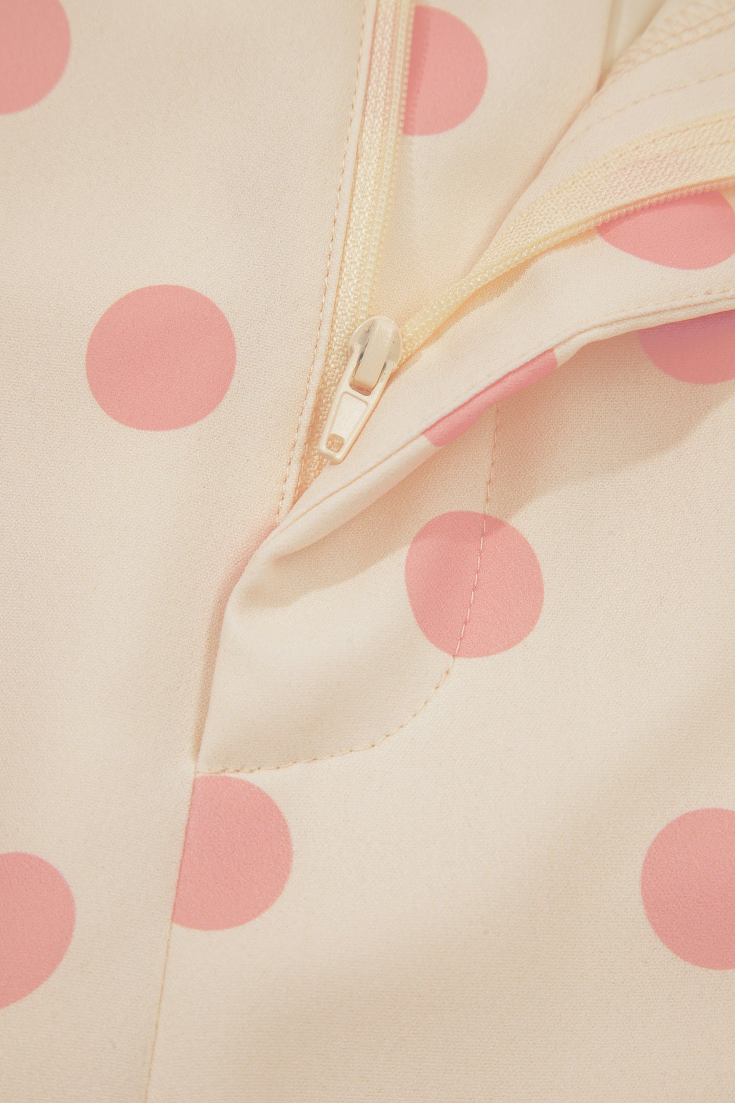 Black Polka Dot Print Patched Pocket Mid-rise Straight Leg Pants