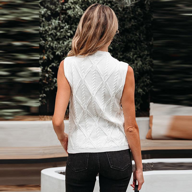 Solid Color Thread Round Neck Sleeveless Top