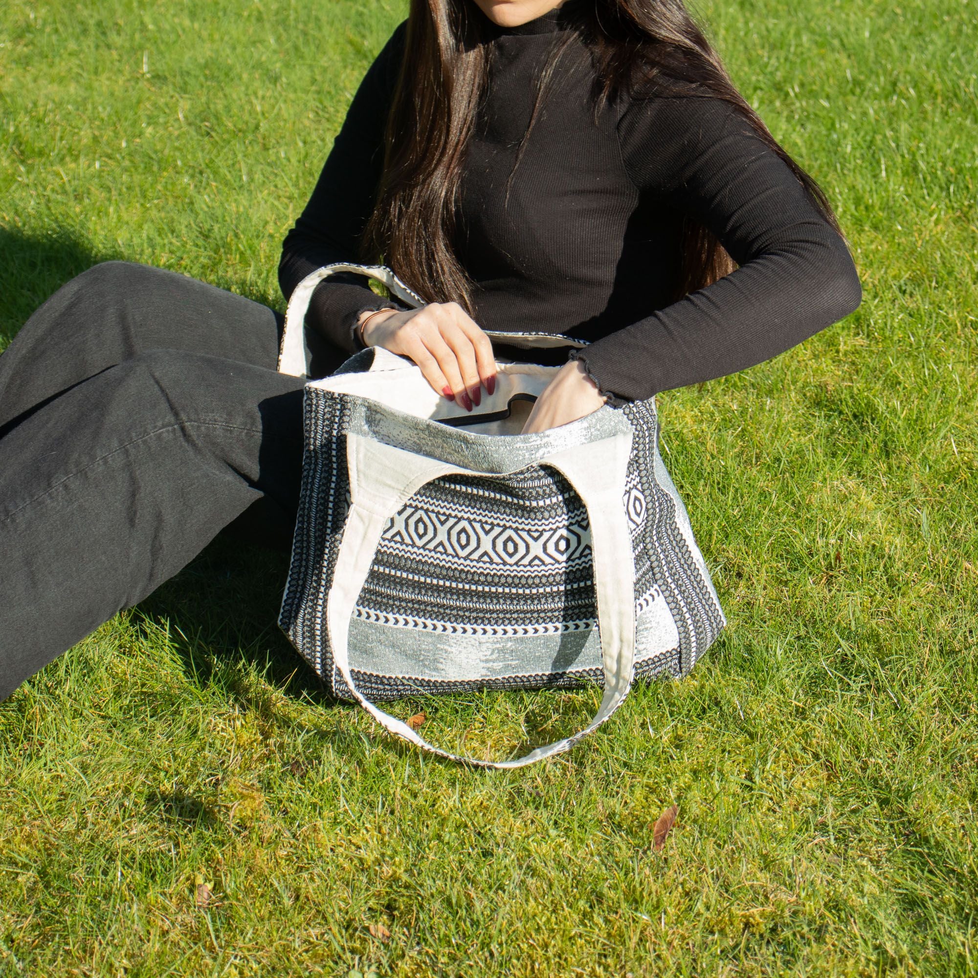 Nomad Sari Jacquard Natural Wander Muse Bags - Urban Caravan