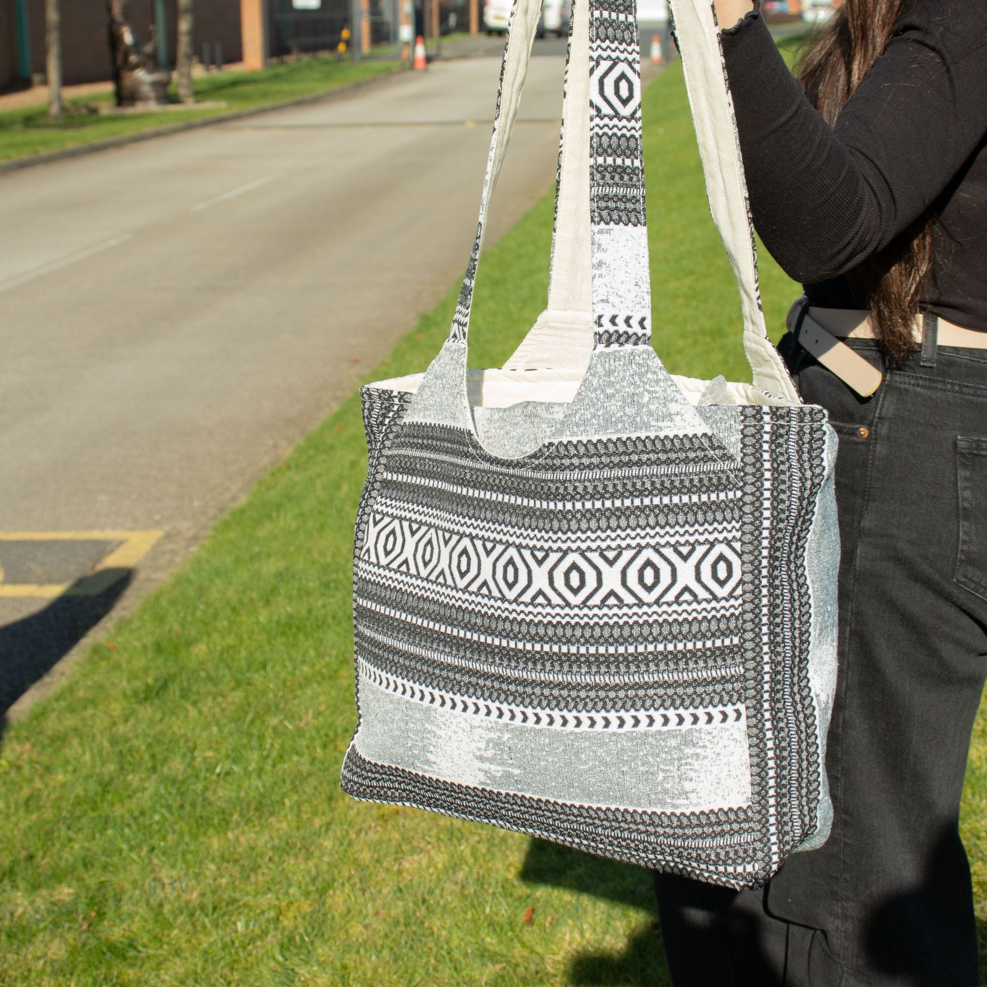 Nomad Sari Jacquard Natural Wander Muse Bags - Urban Caravan