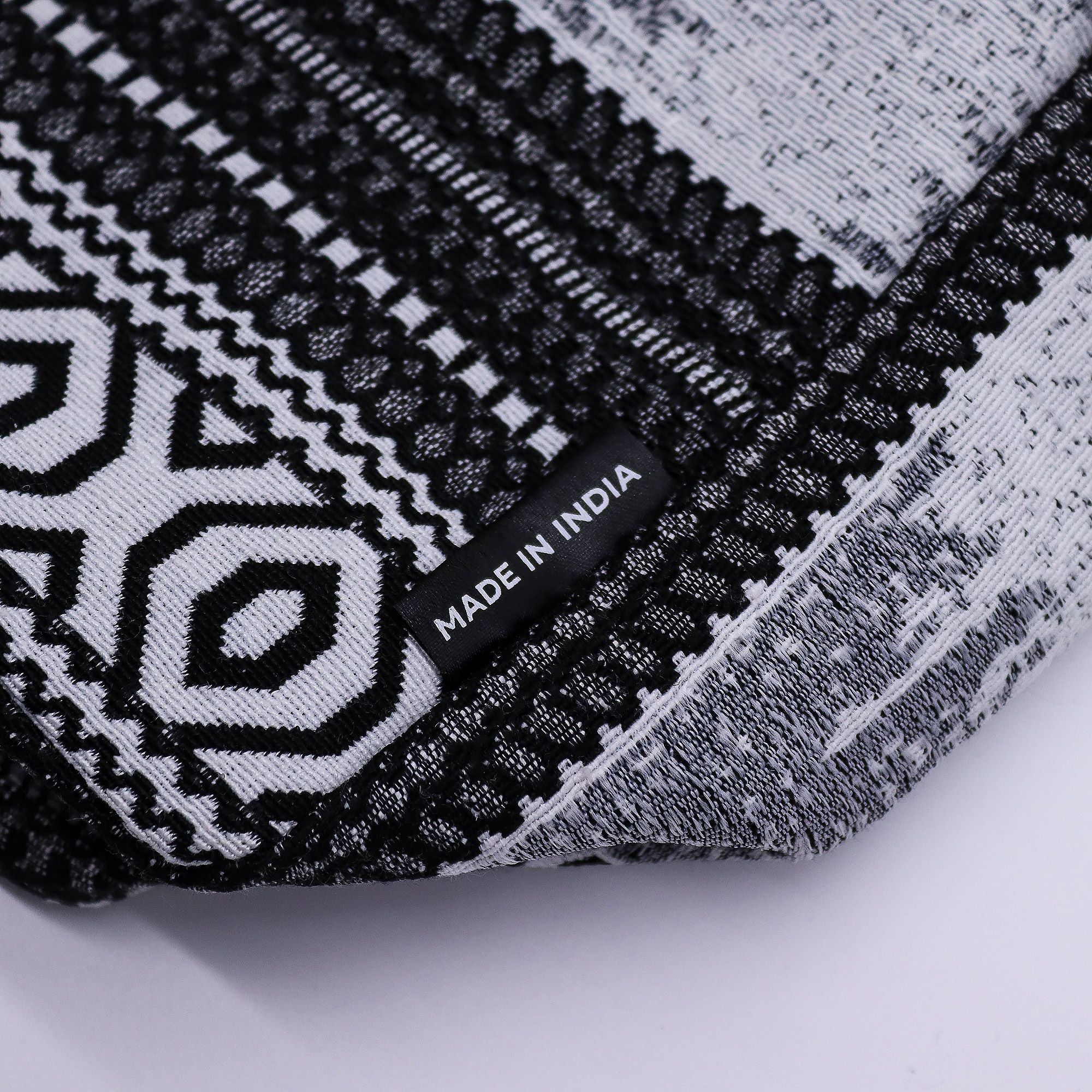 Nomad Sari Jacquard Natural Wander Muse Bags - Urban Caravan