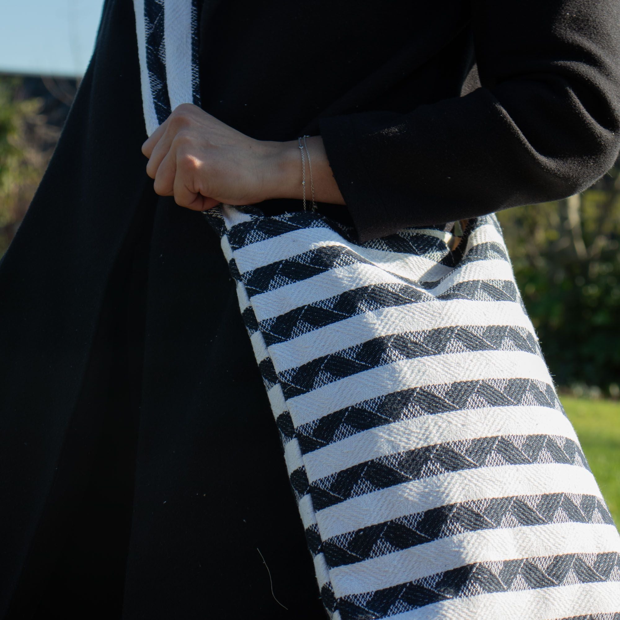 Nomad Sari Jacquard Natural Nomad Carryall Bags - Atlas Nomad