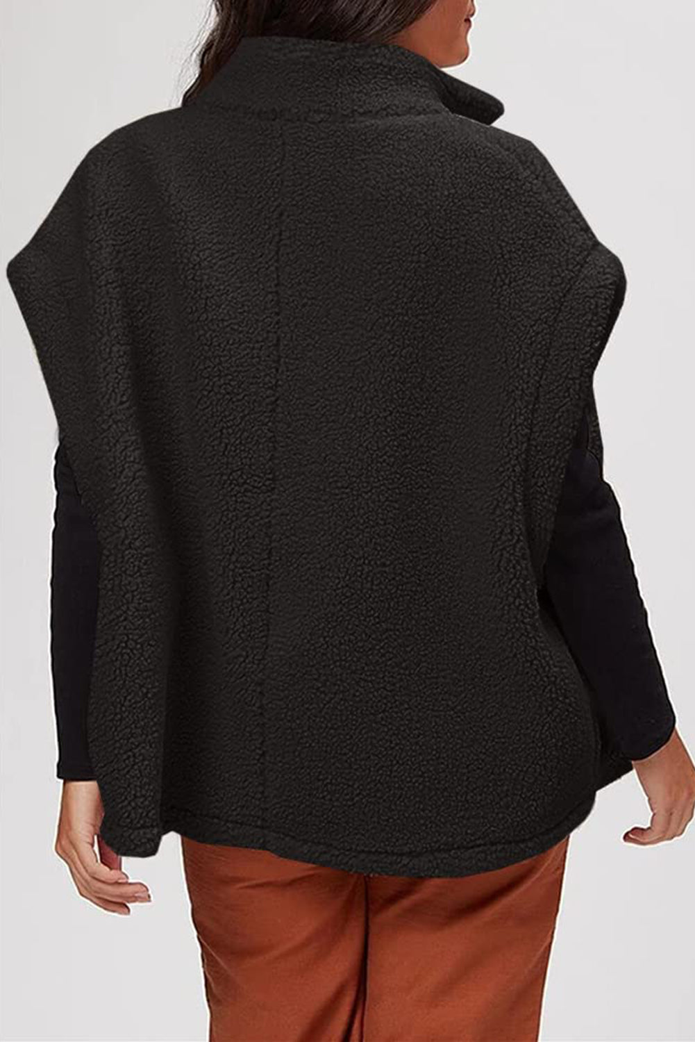 Cappotto gilet con colletto alla coreana con maniche in sherpa nero