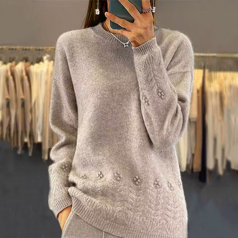Women's Solid Color 3D Floral Embroidered Sweater, Loose Round Neck Long Sleeve Pullover For Autumn & Winter