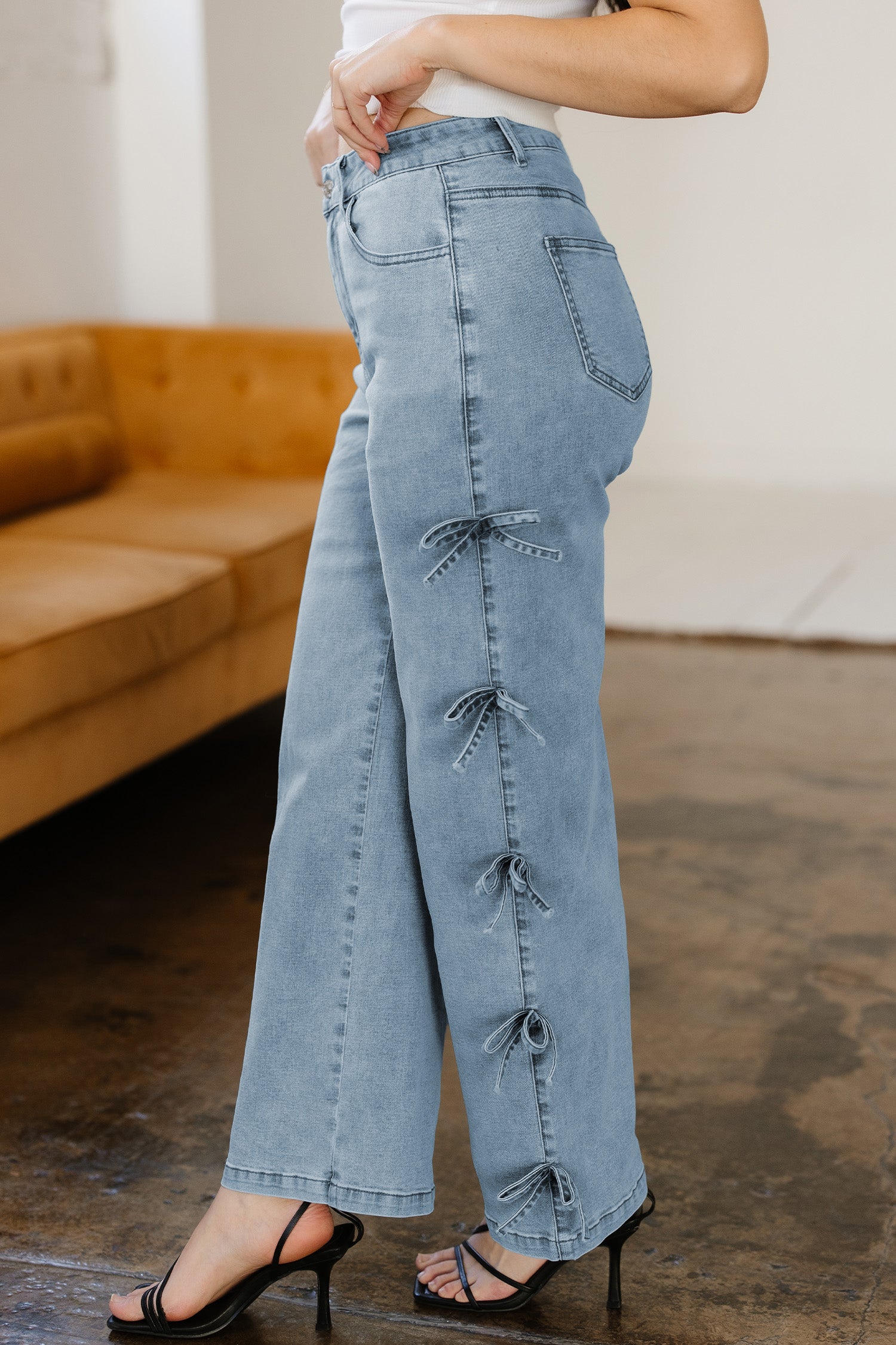 White Bowknot Side Detail Straight Leg Loose Jeans