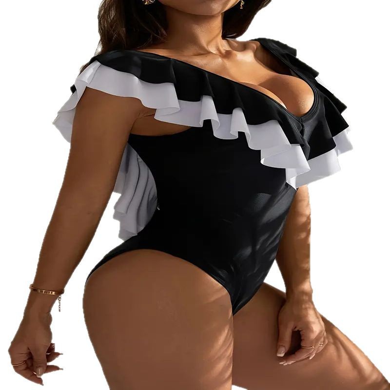 One-piece Black And White Ruffled Hem Tummy-flattering Slimming Swimsuit