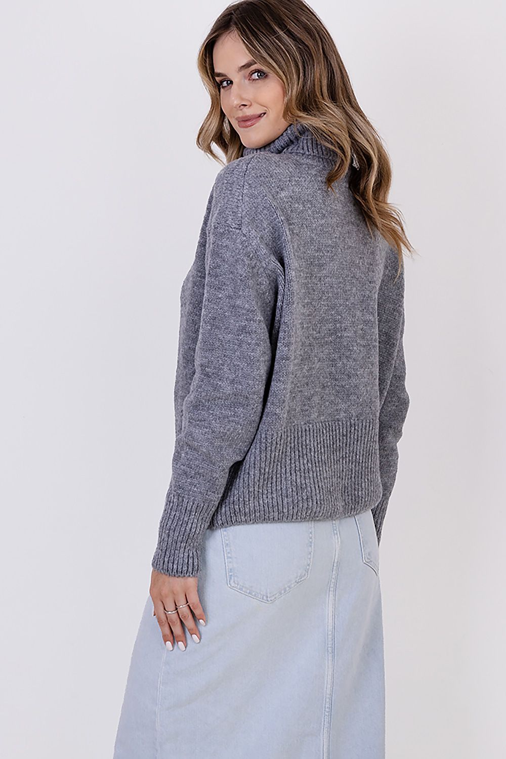 Turtleneck model 187209 MKM