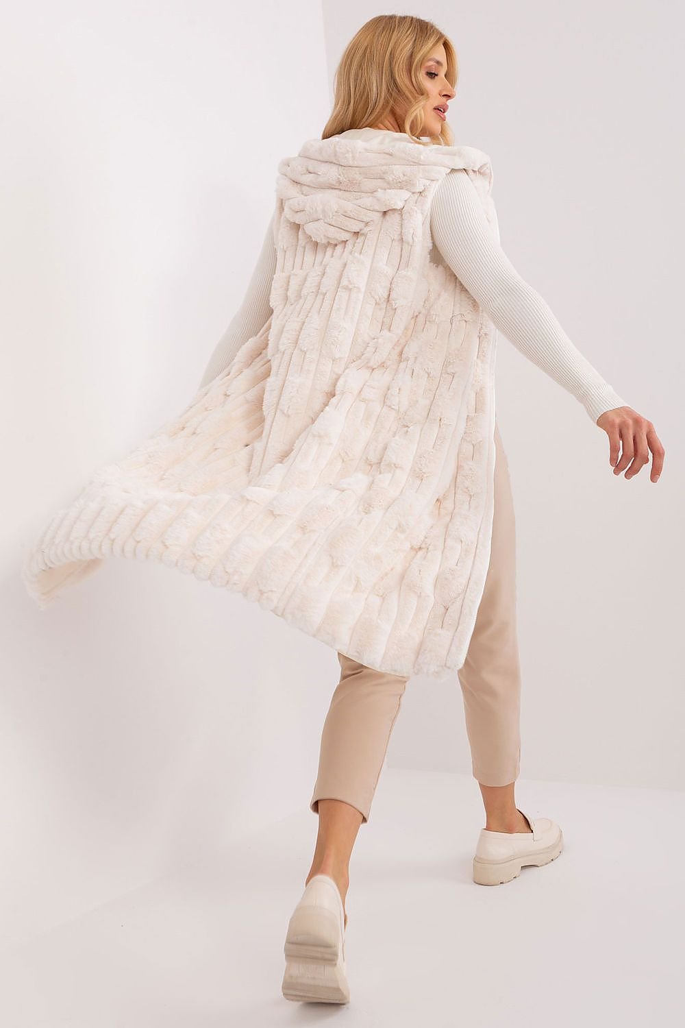 Gilet model 200522 AT