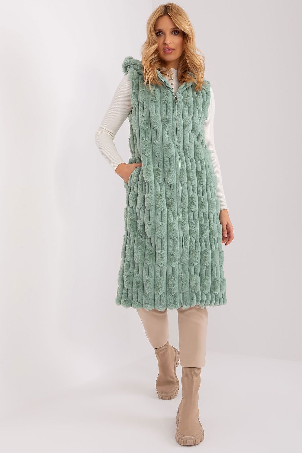 Gilet model 200522 AT